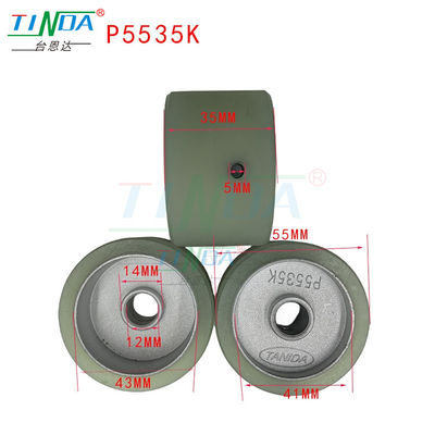 تخفيض الضوضاء الكفاءة العالية P2560 P5535 عجلة مطاطية لـ PK Puller لجهاز الخياطة الصناعي